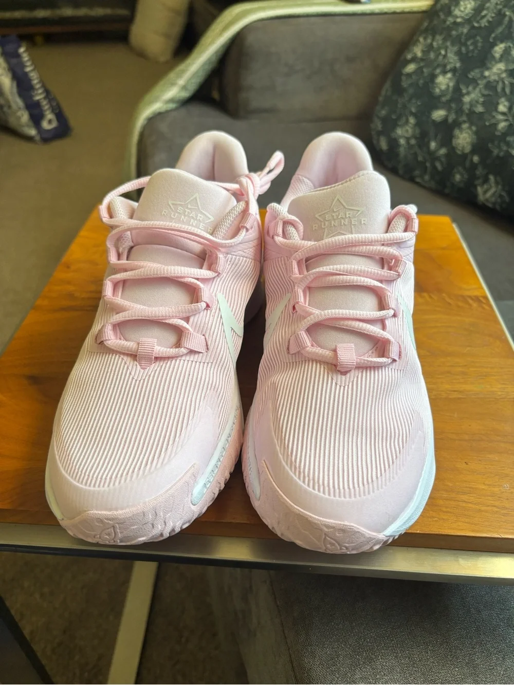 Nike (GS) Size 7Y  Big Kids Star Runner 4 Pink New DX7615-602